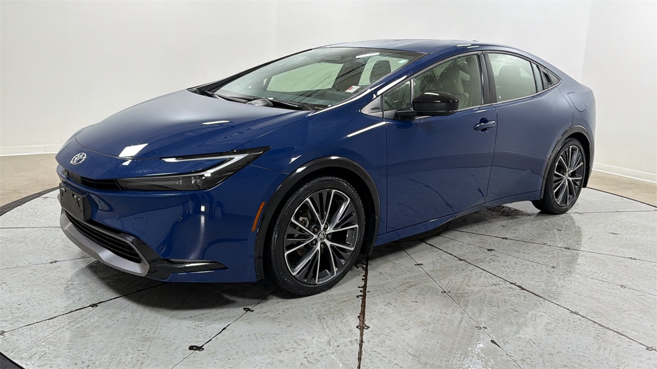 2023 Toyota Prius Limited FWD