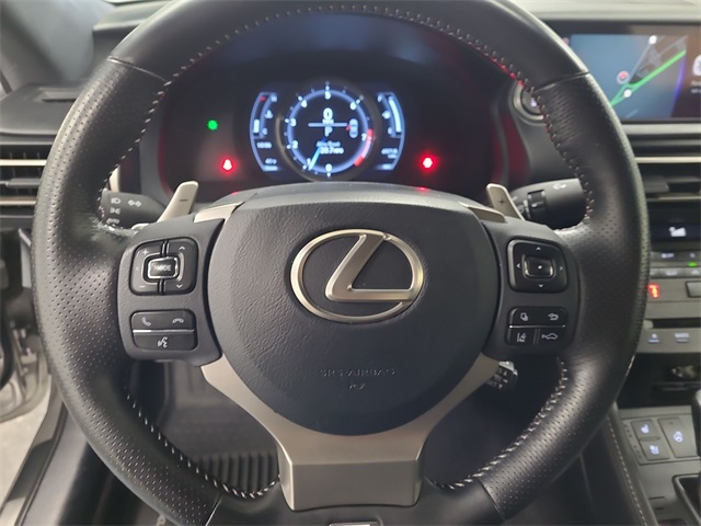 2020 – Lexus – RC