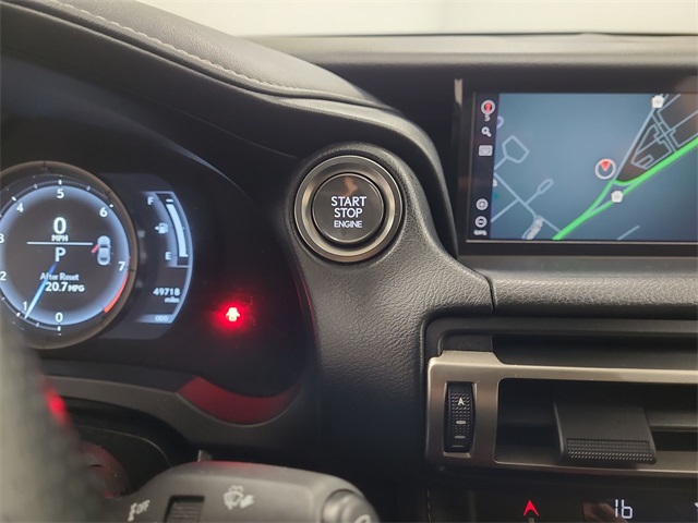 2020 – Lexus – RC