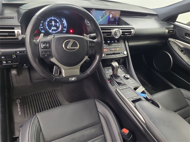 2020 – Lexus – RC