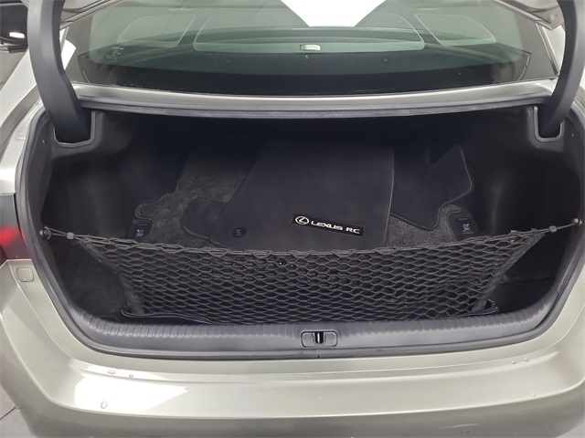 2020 – Lexus – RC