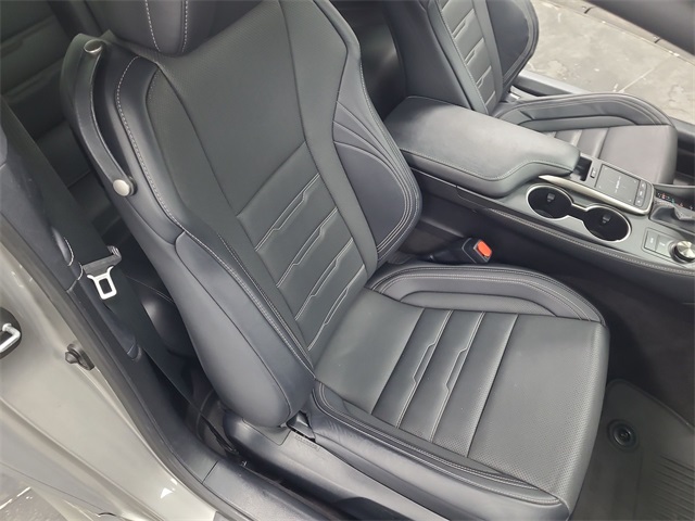 2020 – Lexus – RC