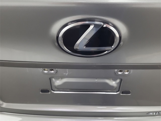 2020 – Lexus – RC