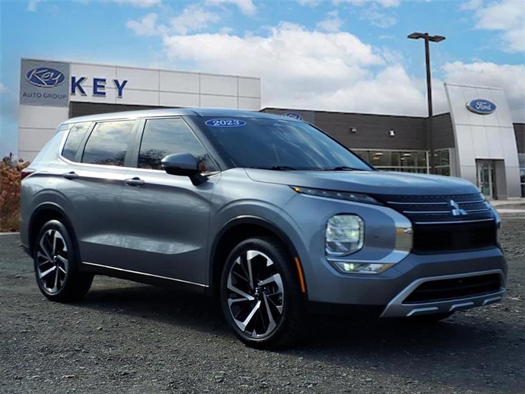 2023 Mitsubishi Outlander SE S-AWC