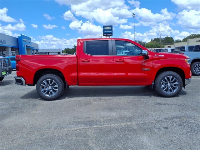 2026 Chevrolet Silverado 1500 LT photo 2