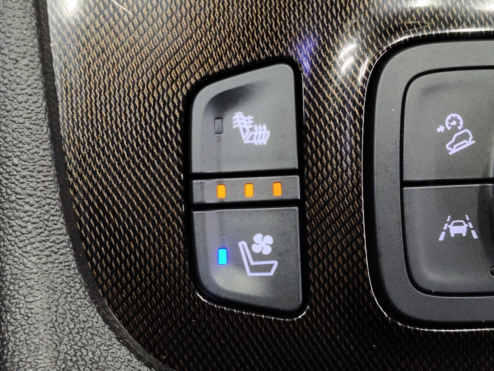 Used Car 2023 Gmc Acadia  At4 For Sale Under $35,000 In San Antonio, Texas