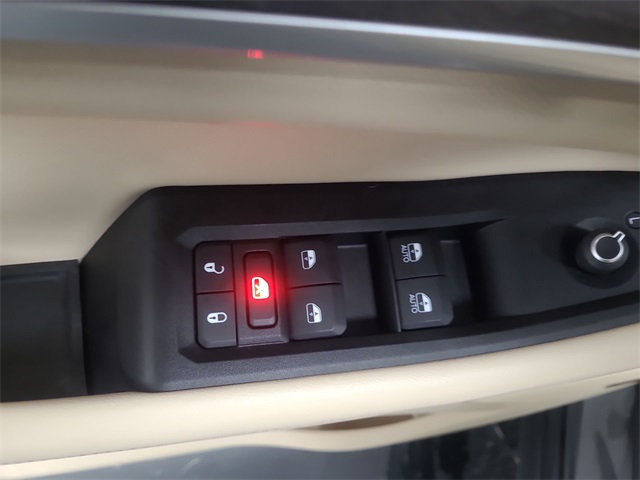 2022 – Jeep – Grand Cherokee L