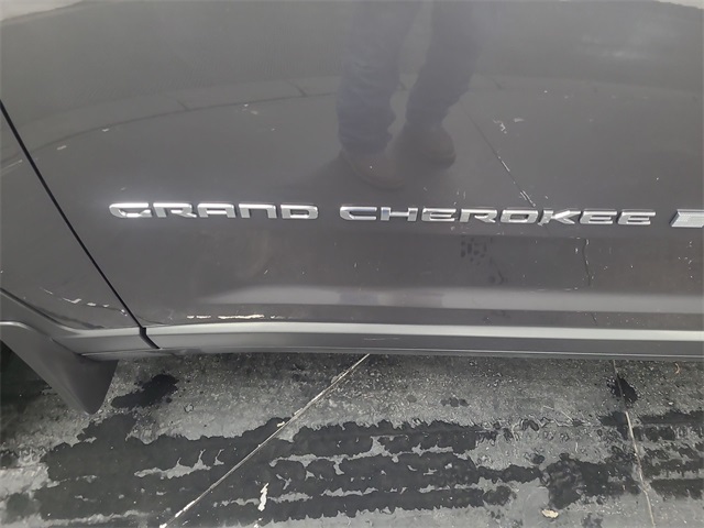 2022 – Jeep – Grand Cherokee L