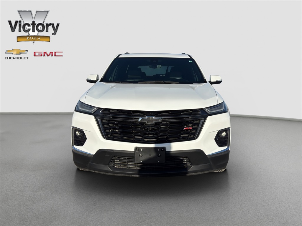 Used 2022 Chevrolet Traverse RS with VIN 1GNERJKW2NJ188936 for sale in Kansas City