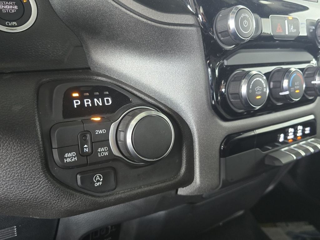 Thumbnail: 2025 RAM 1500 - 14