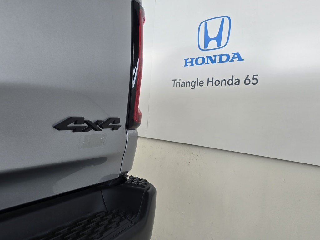 Thumbnail: 2025 RAM 1500 - 29