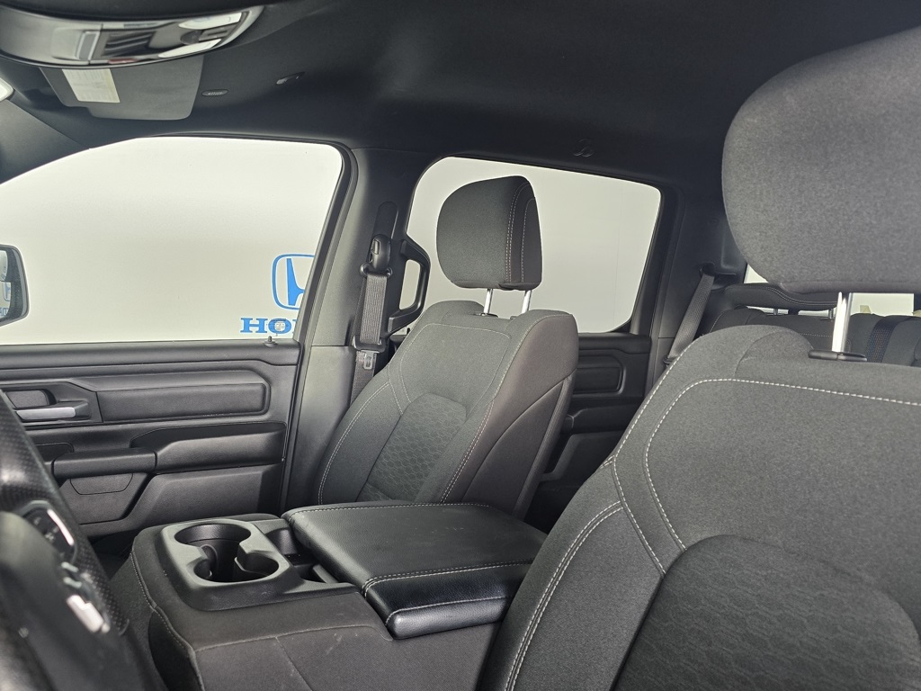 Thumbnail: 2025 RAM 1500 - 6