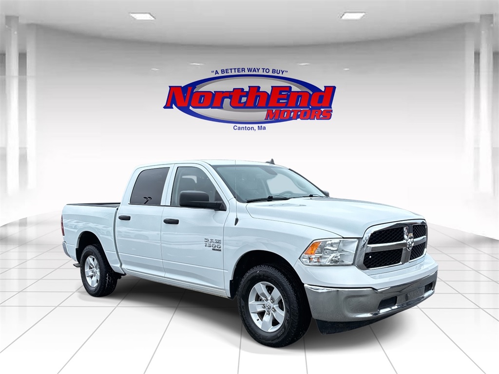 2023 RAM 1500 Classic SLT Crew Cab 4WD