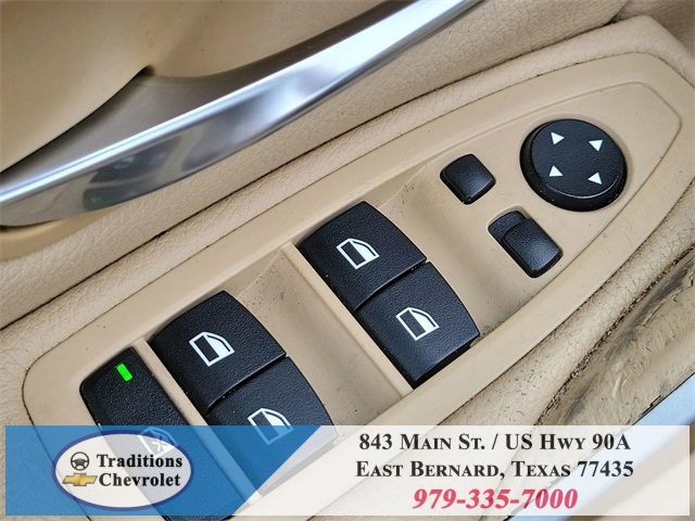 2013 BMW 3 Series 328i Black at Ultimate Motorsports