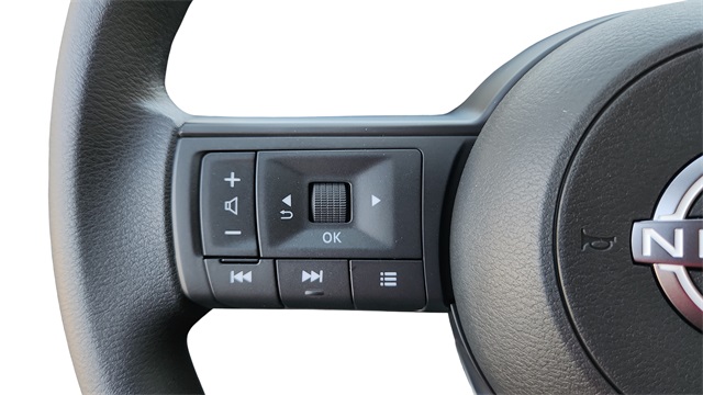 2026 Nissan Kicks - Image 12