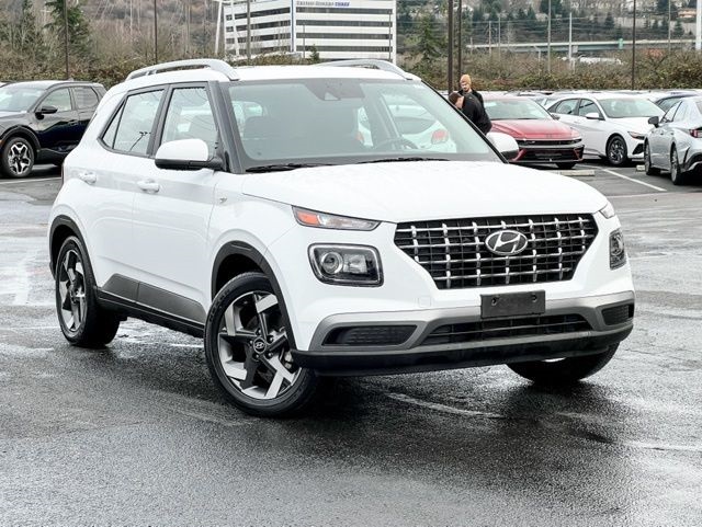2022 Hyundai Venue SEL FWD