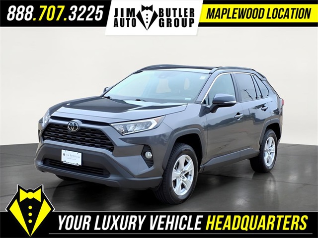 2020 Toyota RAV4 XLE's photo