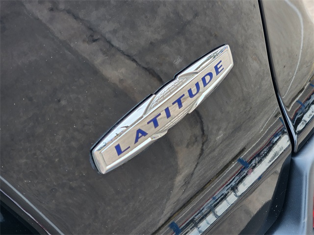 2019 Jeep Cherokee Latitude Plus Black at AutoSavvy Houston Northwest