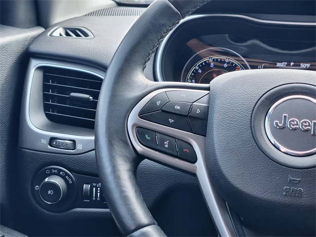 2019 Jeep Cherokee Latitude Plus Black at AutoSavvy Houston Northwest