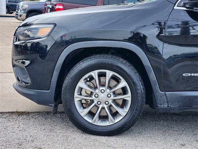 2019 Jeep Cherokee Latitude Plus Black at AutoSavvy Houston Northwest