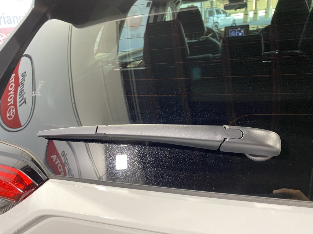 Thumbnail: 2025 Toyota RAV4 - 20