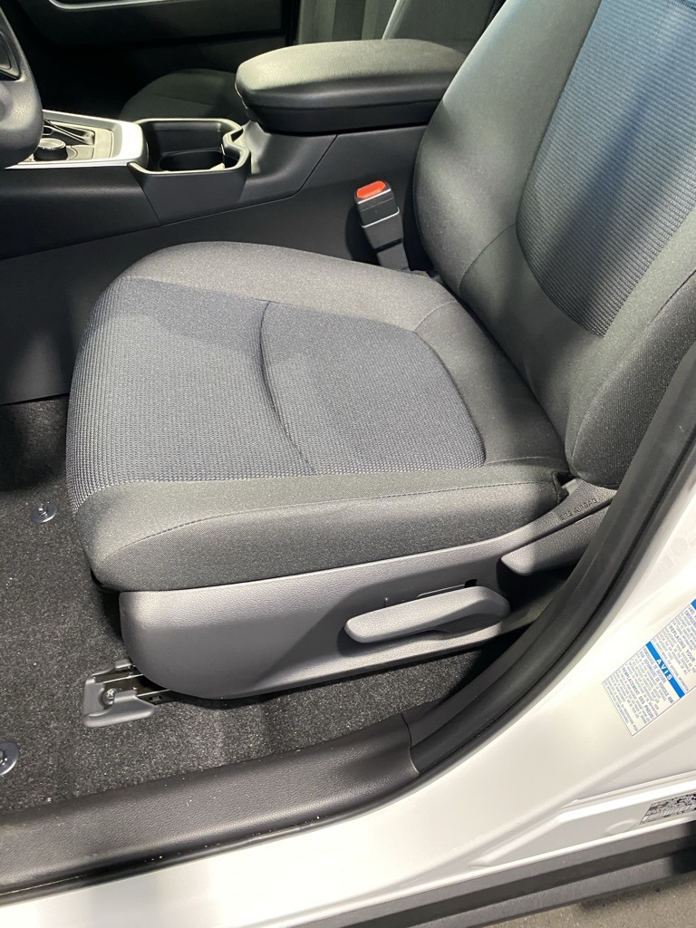 Thumbnail: 2025 Toyota RAV4 - 28