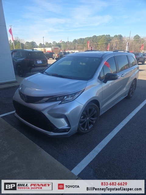 2024 Toyota Sienna XSE 7-Passenger FWD