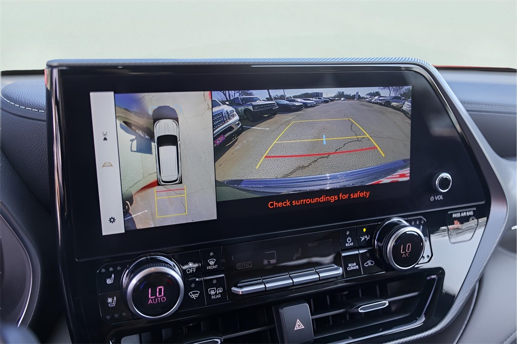 Used Car 2025 Toyota Highlander  Platinum For Sale Under $60,000 In Austin, Texas