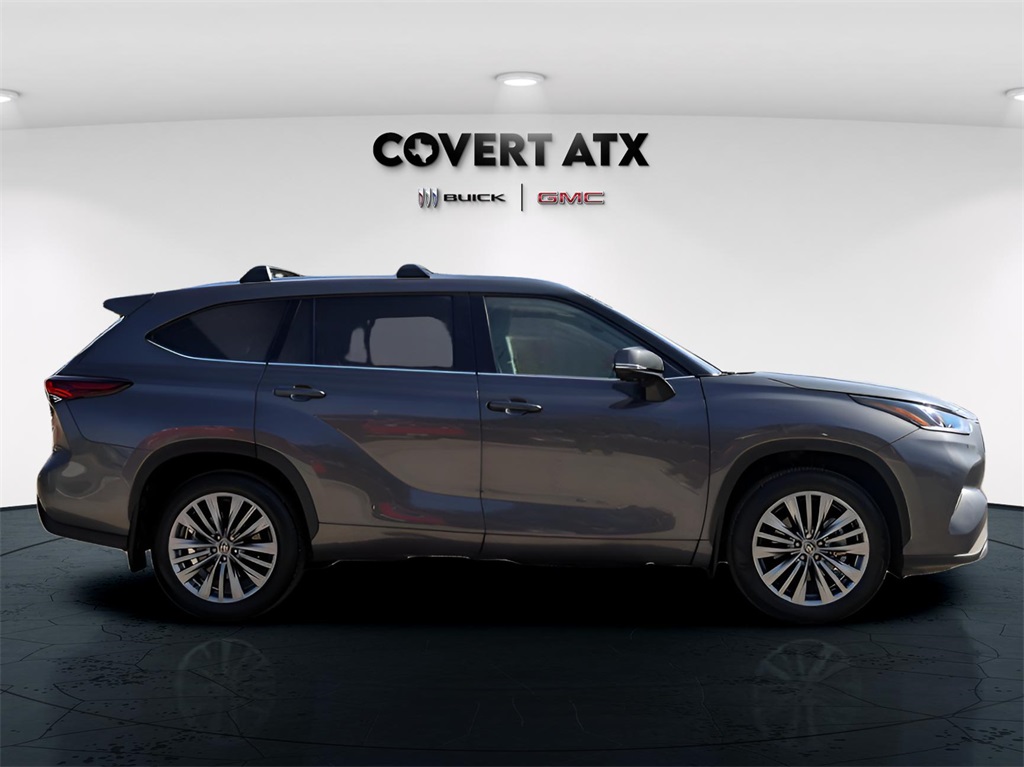 Used Car 2025 Toyota Highlander  Platinum For Sale Under $60,000 In Austin, Texas