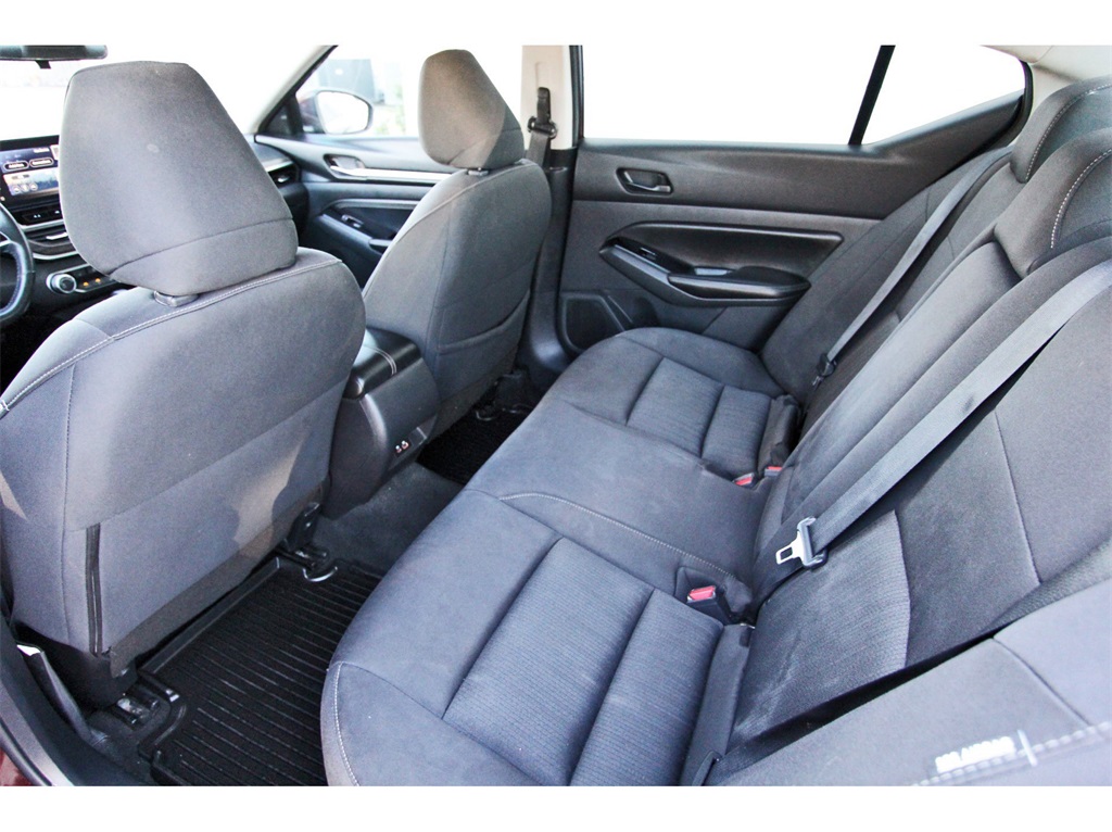 2023 Nissan Altima 2.5 SV - 10