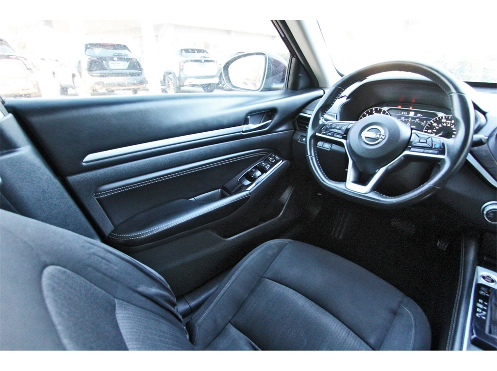 2023 Nissan Altima 2.5 SV - 5