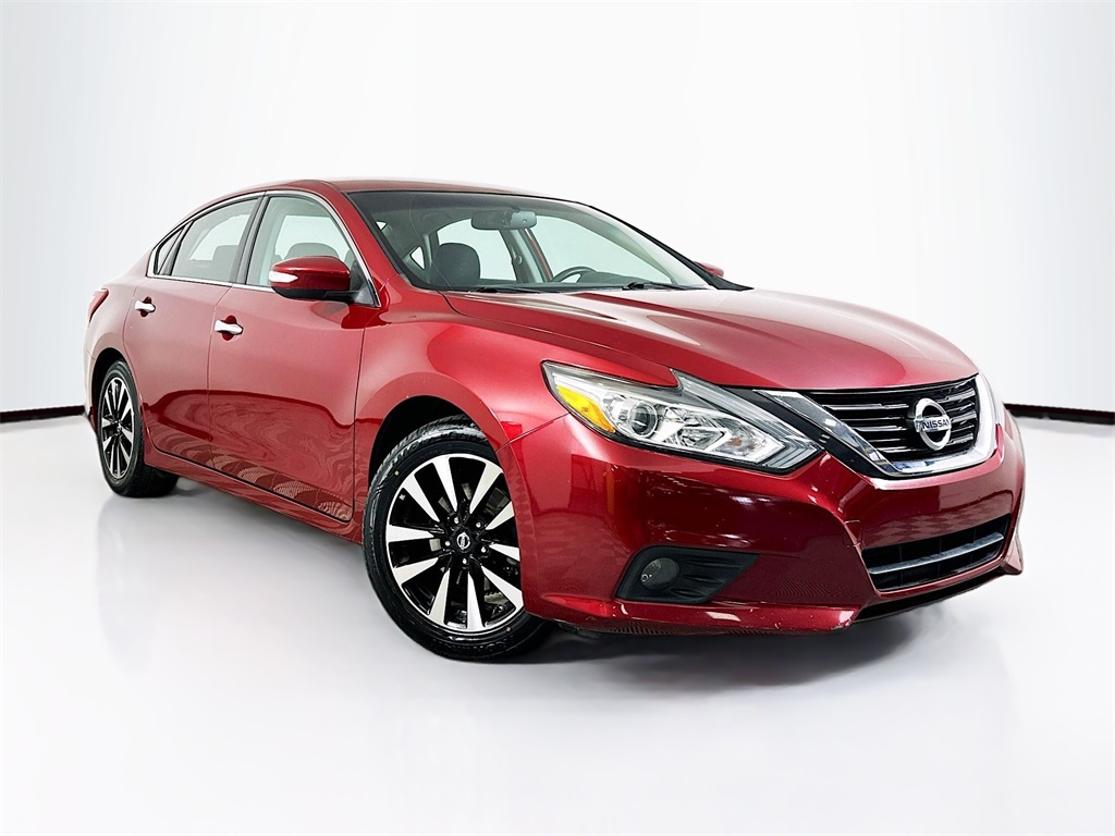 2018 Nissan Altima SL's photo