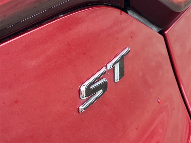 2020 Buick Encore GX Select Red at Gullo Toyota