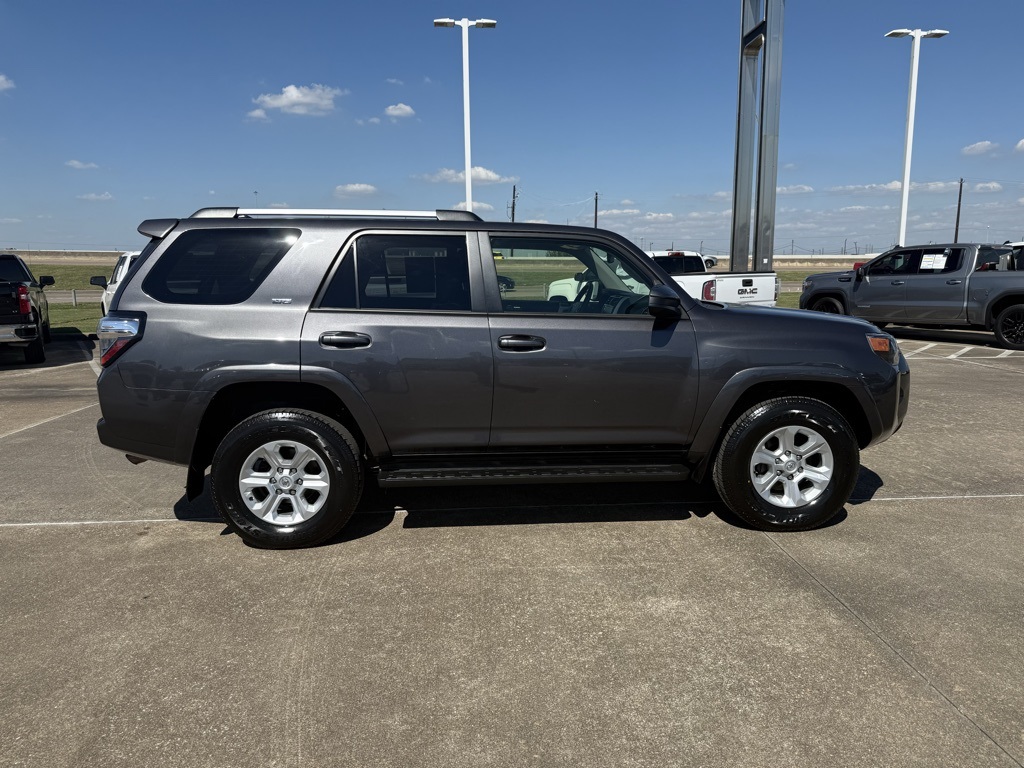 2023 Toyota 4Runner SR5 - 6