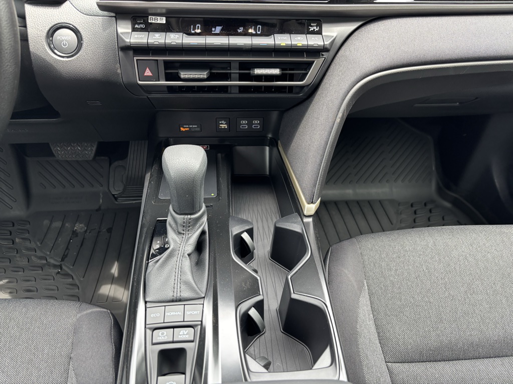 Used Car 2025 Toyota Camry  Le For Sale Under $30,000 In Austin, Texas