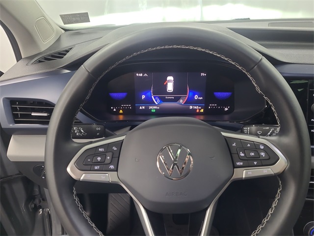 2023 – Volkswagen – Taos