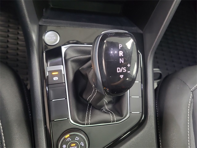 2023 – Volkswagen – Taos