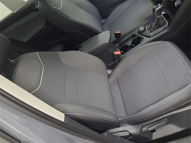 2023 – Volkswagen – Taos