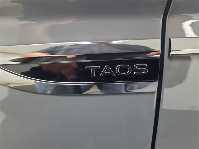 2023 – Volkswagen – Taos