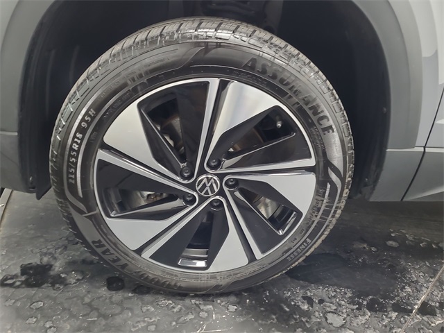 2023 – Volkswagen – Taos
