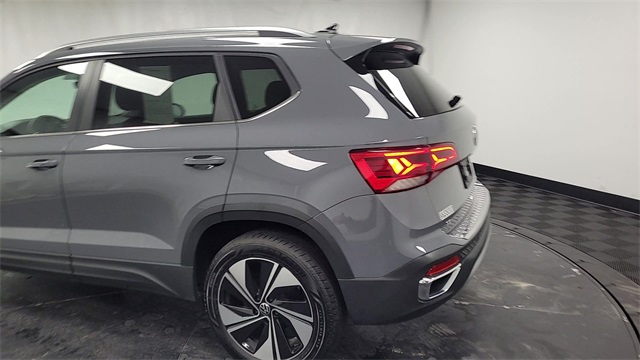 2023 – Volkswagen – Taos
