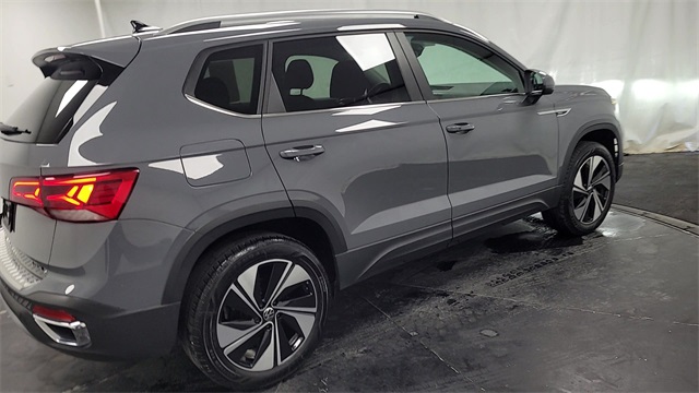 2023 – Volkswagen – Taos