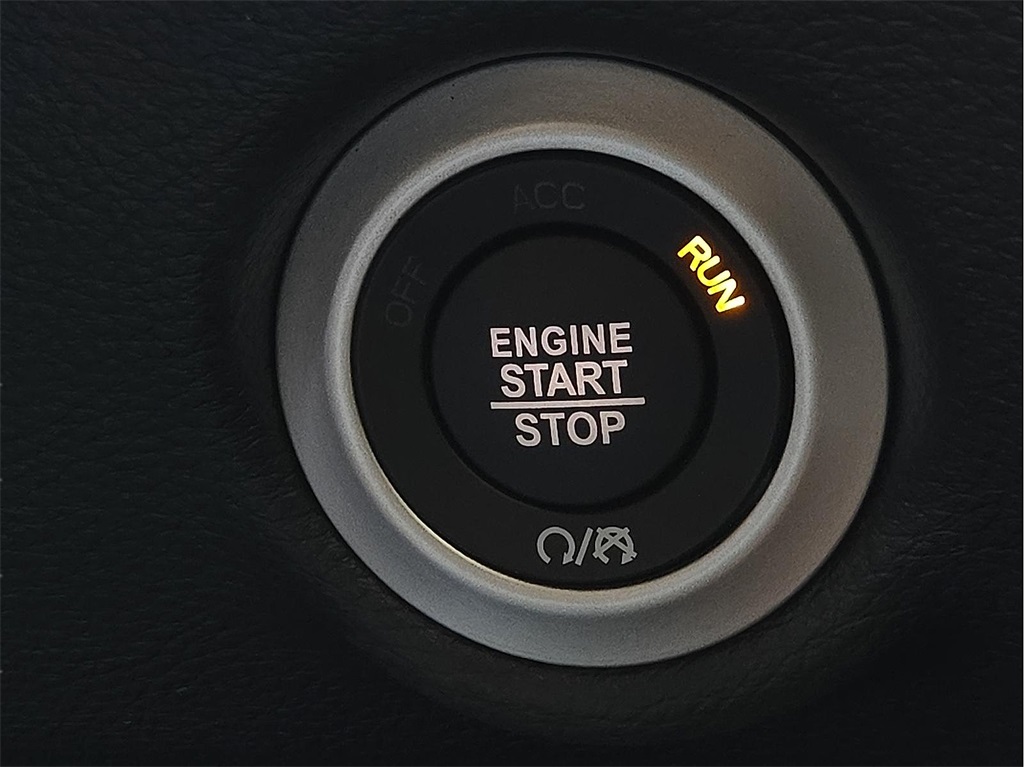 New 2026 Chrysler Pacifica For Sale in Farmington, AR