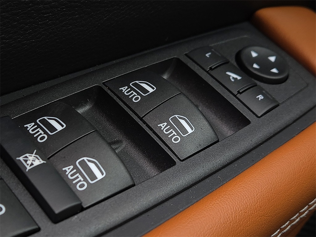 New 2026 Chrysler Pacifica For Sale in Farmington, AR