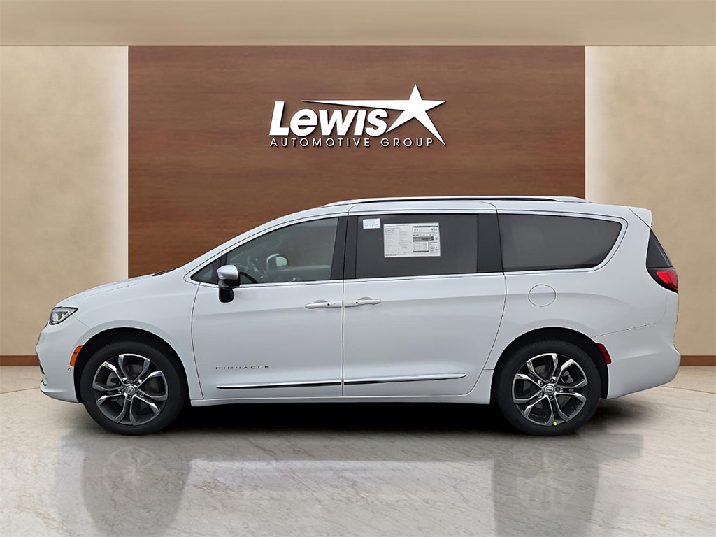 New 2026 Chrysler Pacifica For Sale in Farmington, AR