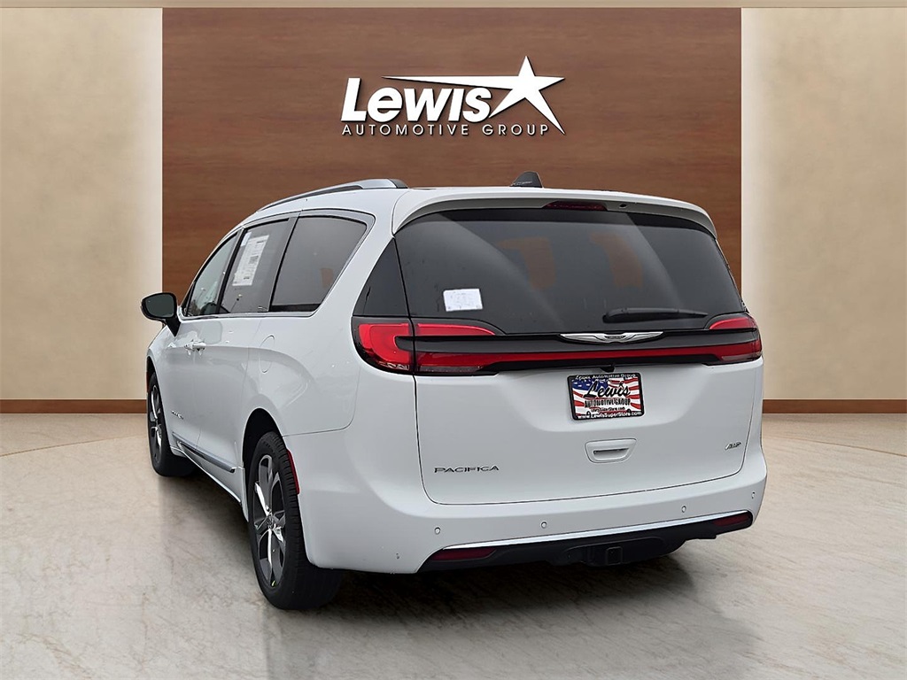 New 2026 Chrysler Pacifica For Sale in Farmington, AR