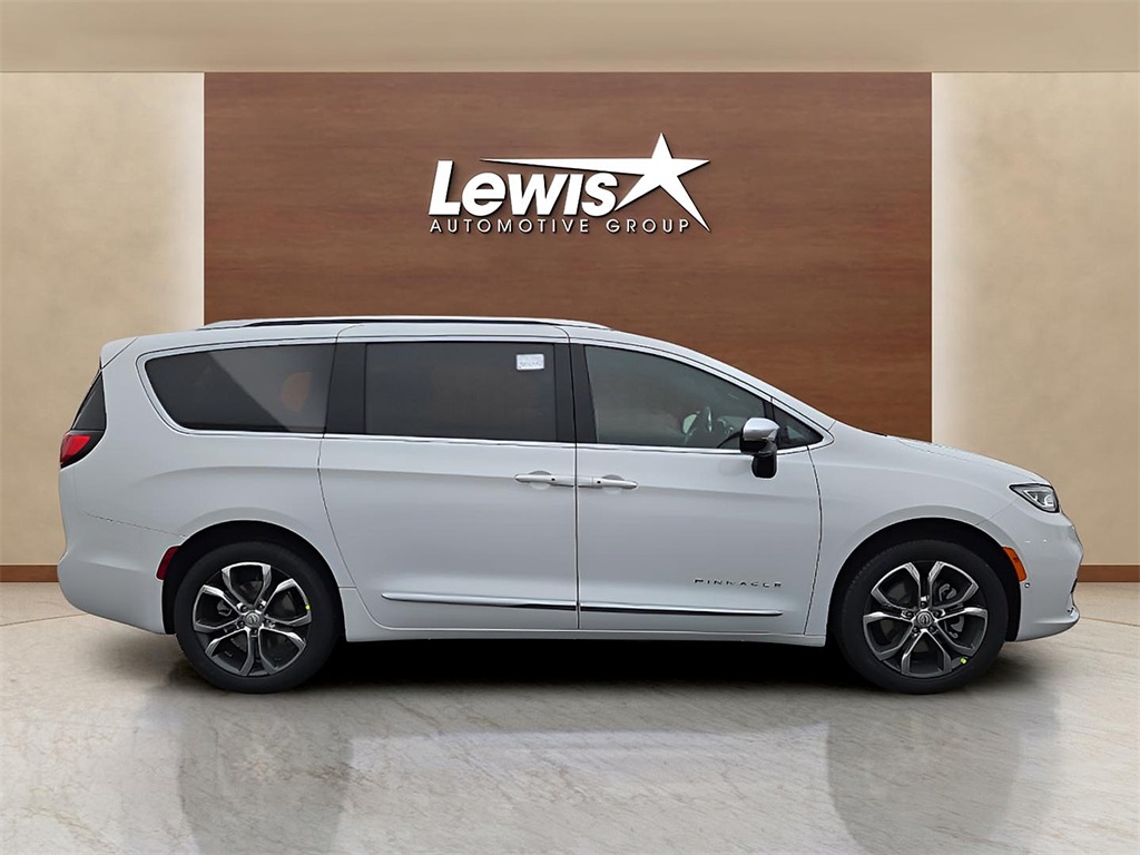 New 2026 Chrysler Pacifica For Sale in Farmington, AR