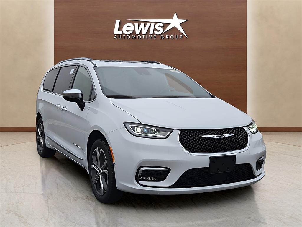 New 2026 Chrysler Pacifica For Sale in Farmington, AR