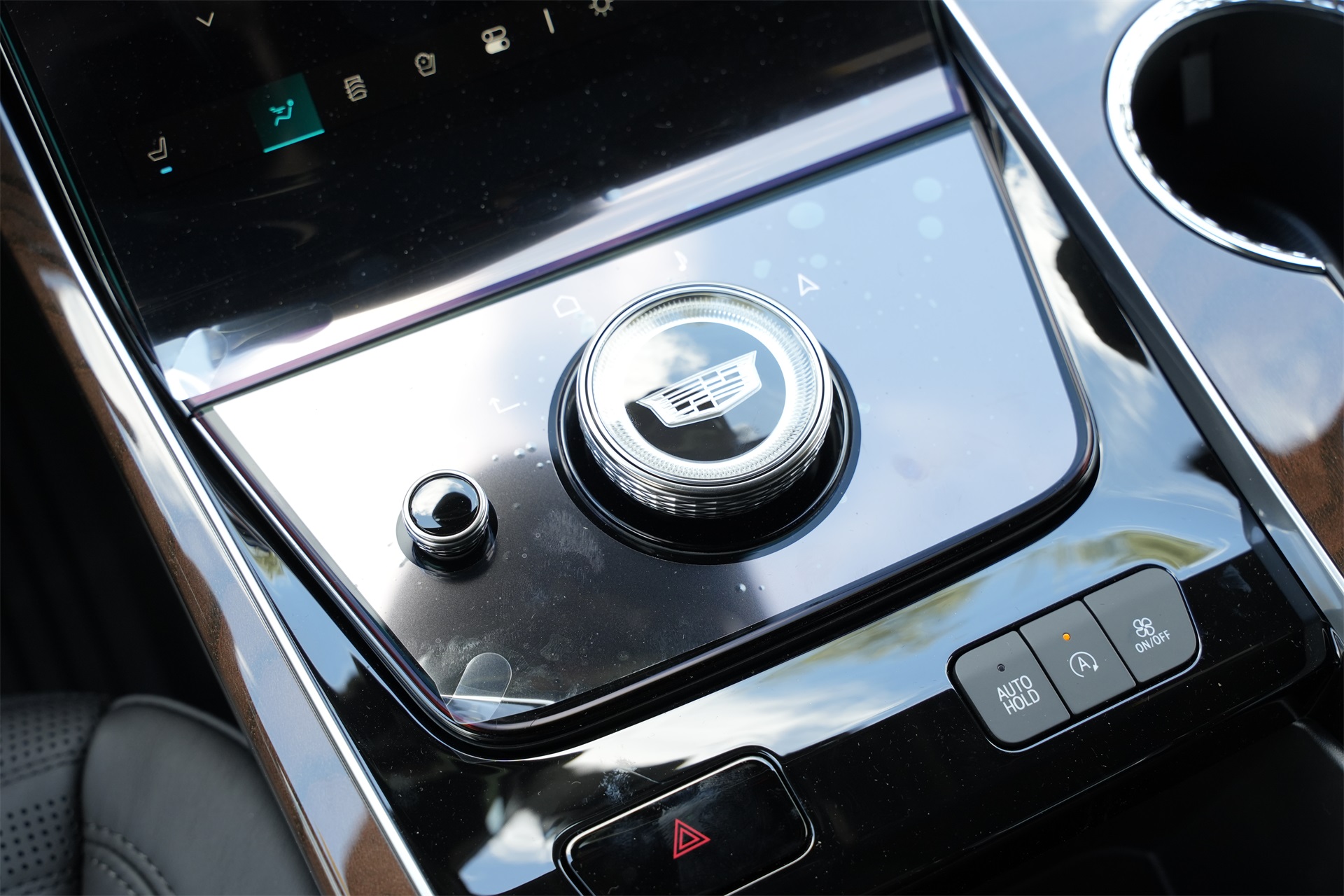 2025 Cadillac Escalade Premium Luxury Platinum White at Tom Peacock Cadillac