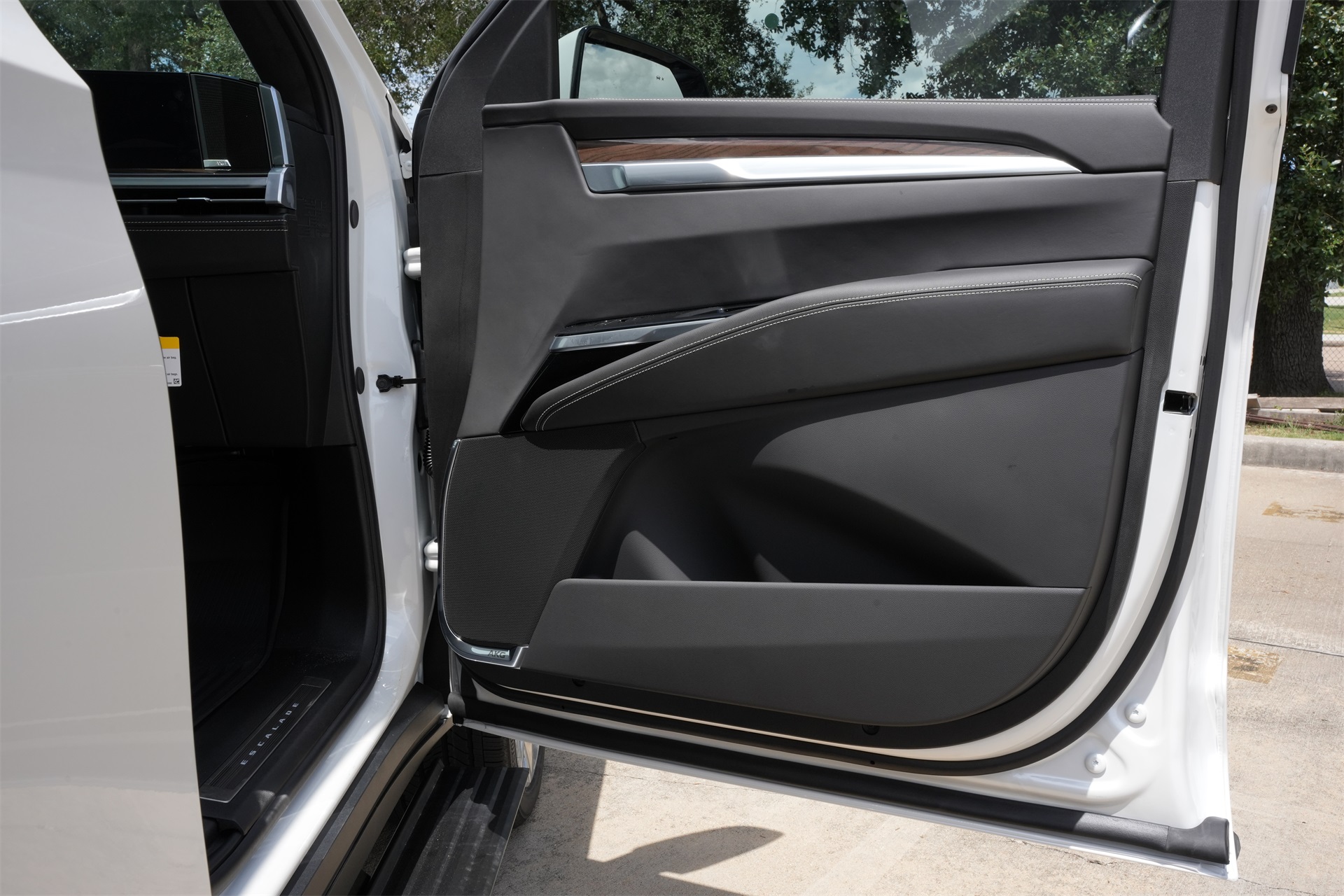 2025 Cadillac Escalade Premium Luxury Platinum White at Tom Peacock Cadillac